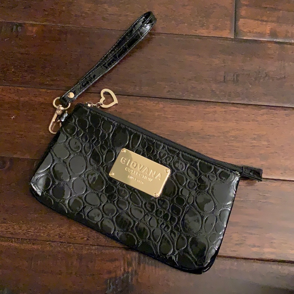 Giovana Collection Since 1976 Patent Wristlet EUC!